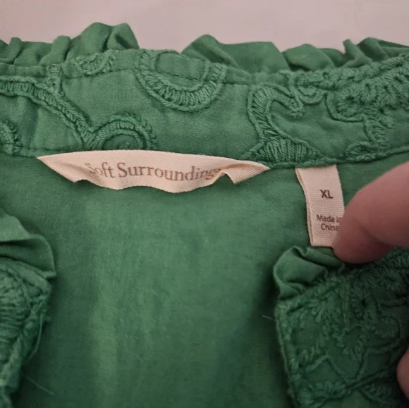 Soft Surroundings 100% Cotton Boho Embroidered Green Eyelet Puff Sleeve Blouse - Picture 7 of 9